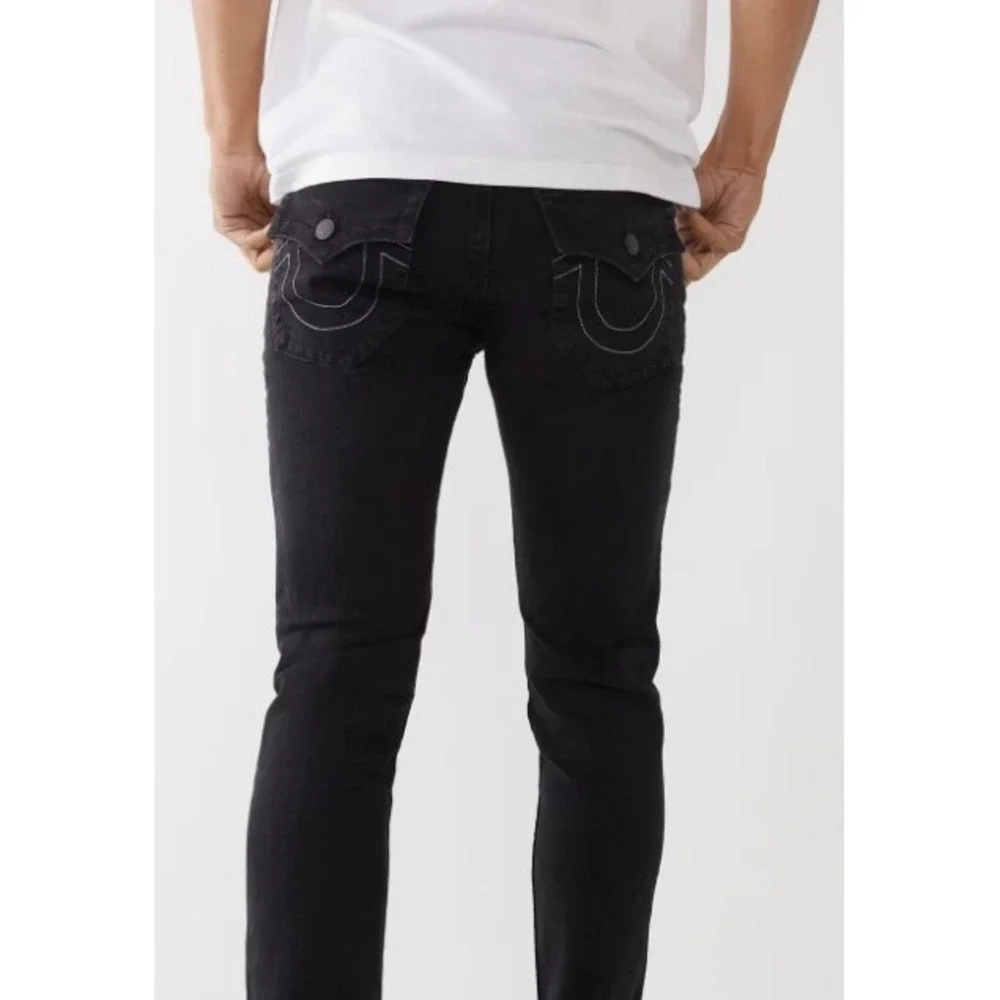 NWT True Religion Rocco Relaxed Black Skinny Jeans - Size 32